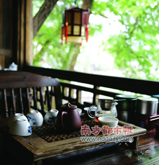 山中清涼，正適合避暑